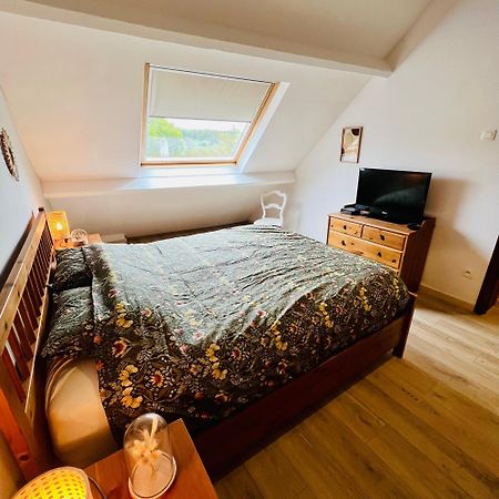 Appartement Au Coeur De Rochefort Buitenkant foto