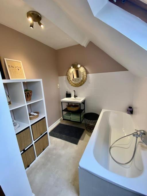 Appartement Au Coeur De Rochefort Buitenkant foto