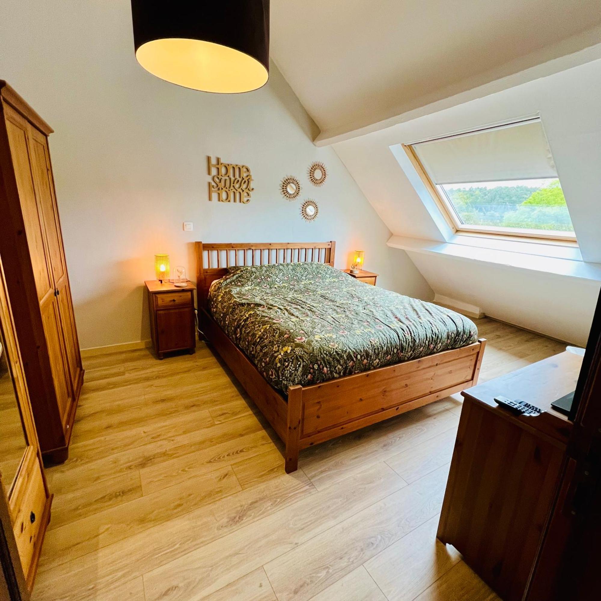 Appartement Au Coeur De Rochefort Buitenkant foto
